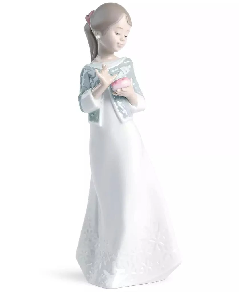 Lladró Nao by Lladro A Gift From the Heart Collectible Figurine 1
