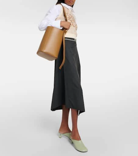 Loewe Pebble Medium leather bucket bag 5