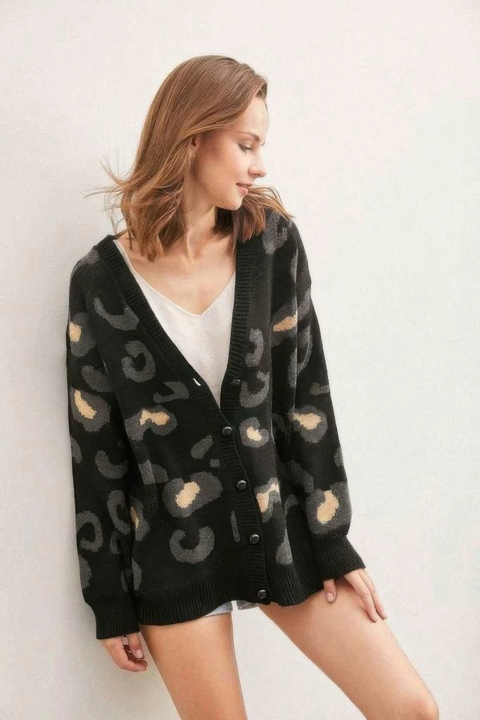 TRUEDAMES Leopard Button Down Cardigan