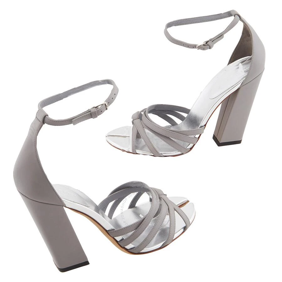 Burberry Cloud Grey Split-toe Detail Leather Hove Thong Sandals 2