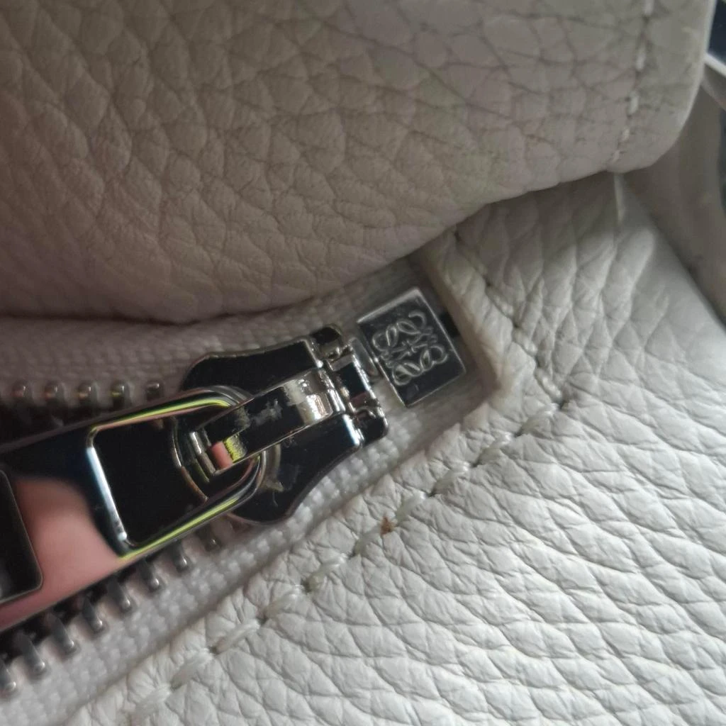 Loewe Puzzle Small Bag in White Calfskin Leather 6
