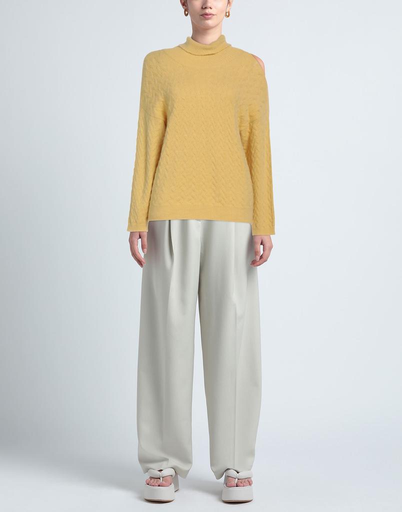 ATTIC AND BARN Turtleneck