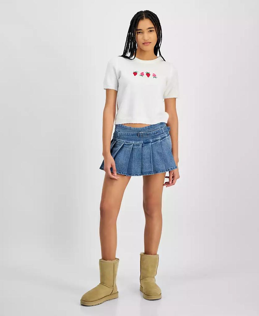 Hooked Up by IOT Juniors' Strawberries Short-Sleeve Pullover Sweater
