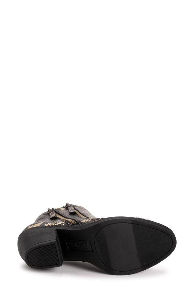 MUK LUKS Yellowstone Yardley Bootie 5
