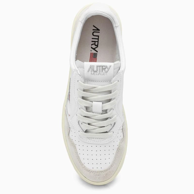 AUTRY White leather Medalist low-top sneakers 3