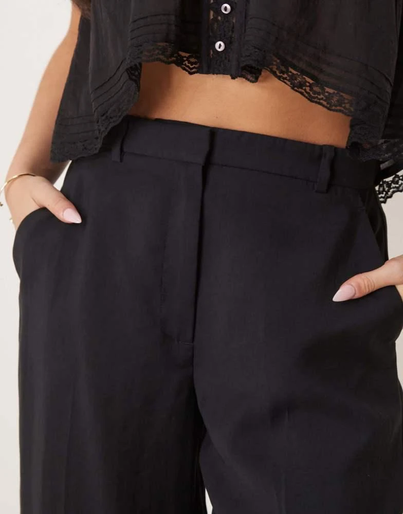Abercrombie & Fitch Abercrombie & Fitch high rise wide leg trousers in black 5