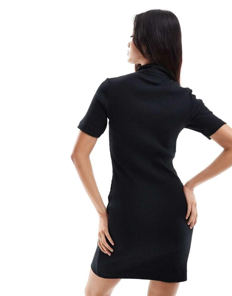 Fred Perry Fred Perry x Amy Winehouse ribbed dress in black with button up collar 3