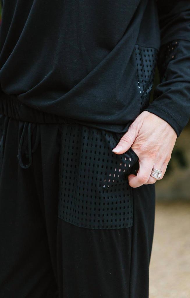 Onzie Mesh-Detailed Jogger