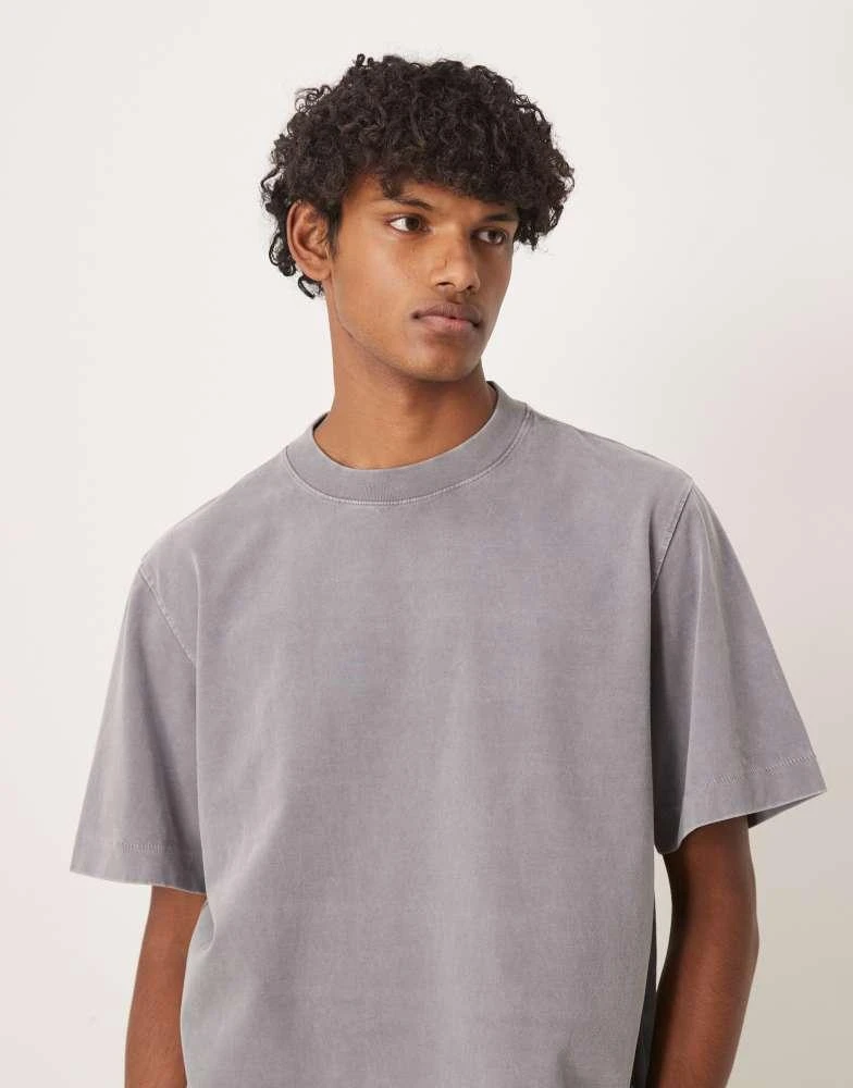 Abercrombie & Fitch Abercrombie & Fitch premium cropped t-shirt in grey wash 1