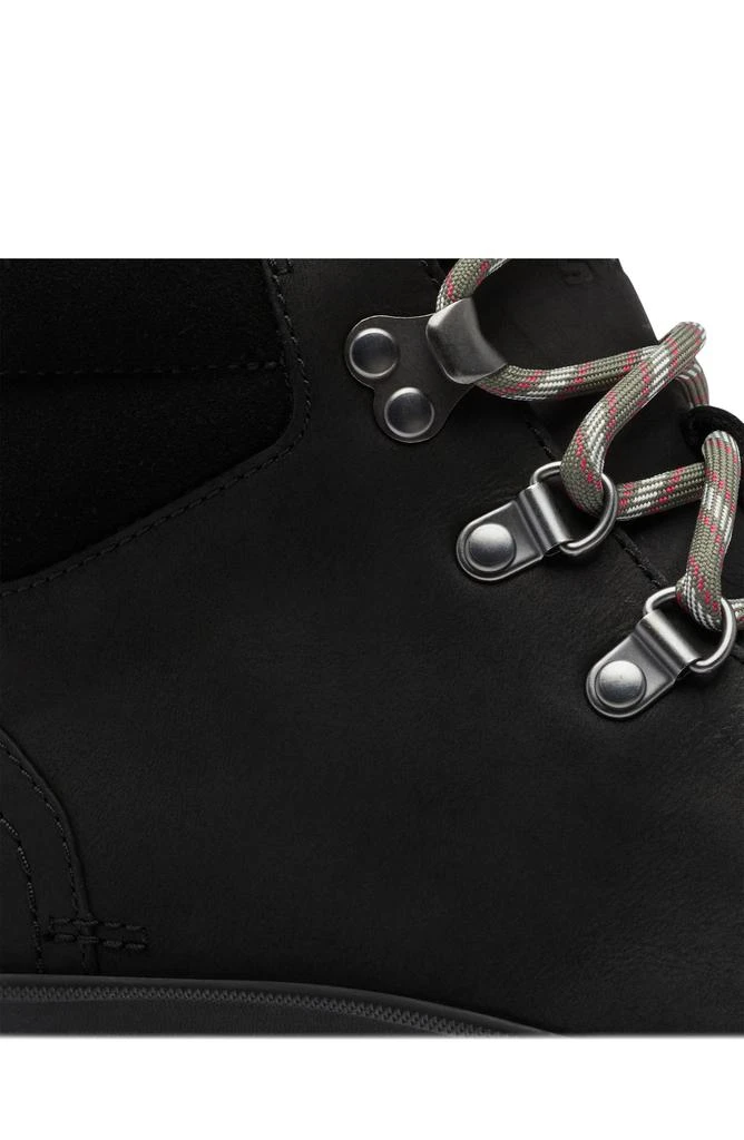 SOREL Hi-Line Hiking Boot 6