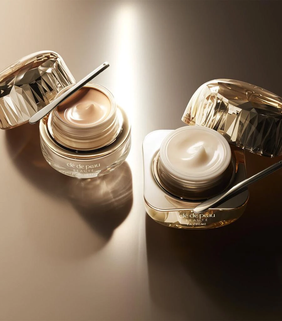 Cle de Peau La Crème Refill (50ml) 4