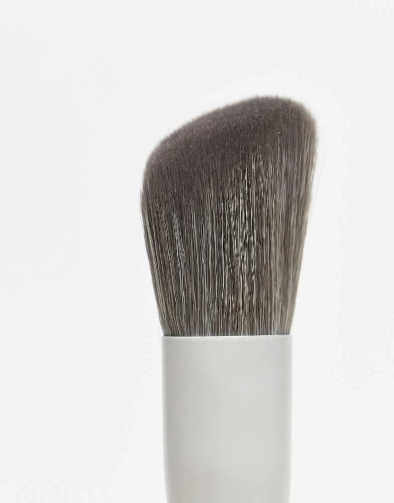 MORPHE Morphe M241 Angled Powder Bronzer Brush 2
