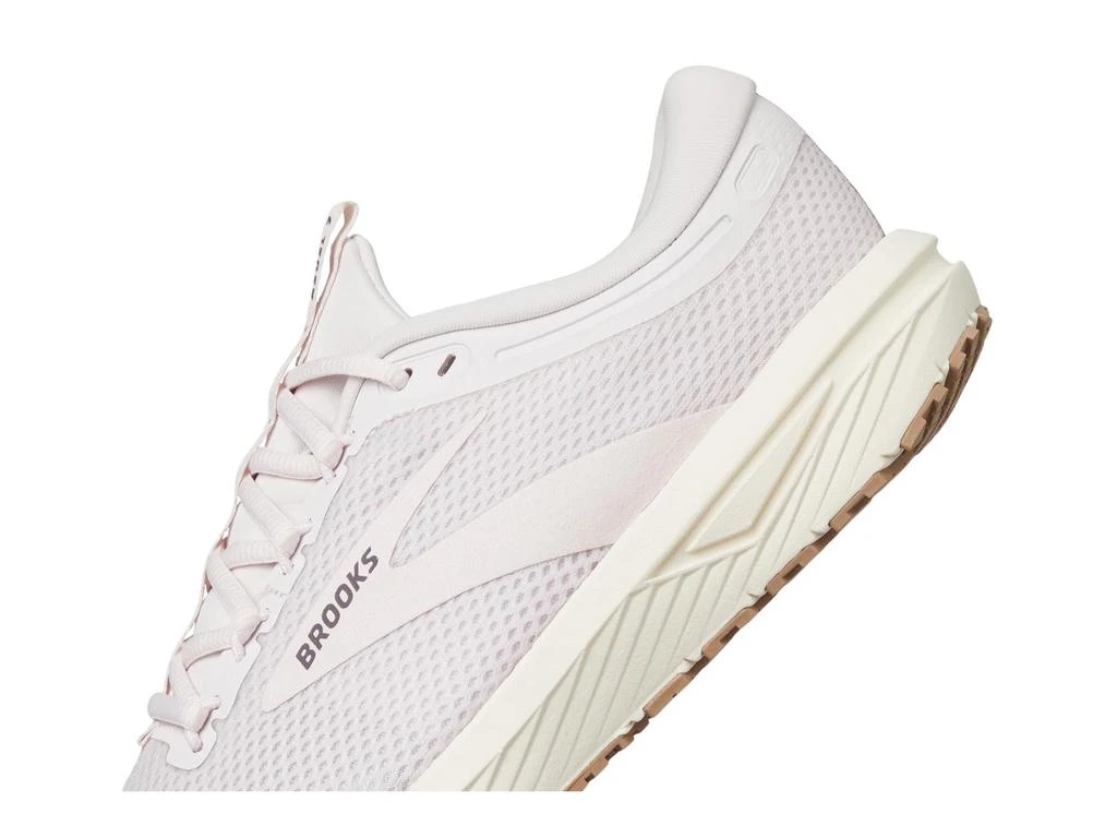 Brooks Revel 7 6