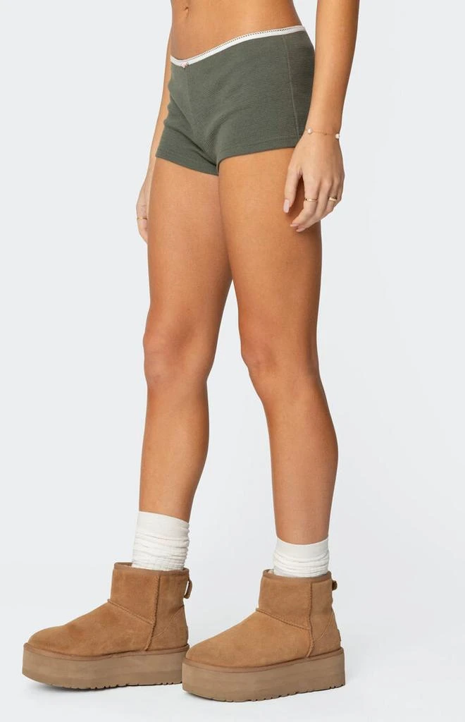 Edikted Georgina Low Rise Waffle Shorts 4