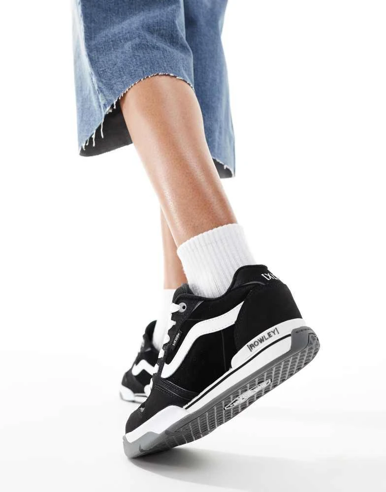 Vans Vans rowley XLT chunky trainers in black and white 2