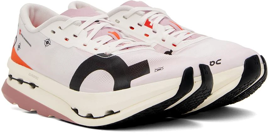 On White Cloudboom Echo 3 Sneakers 4