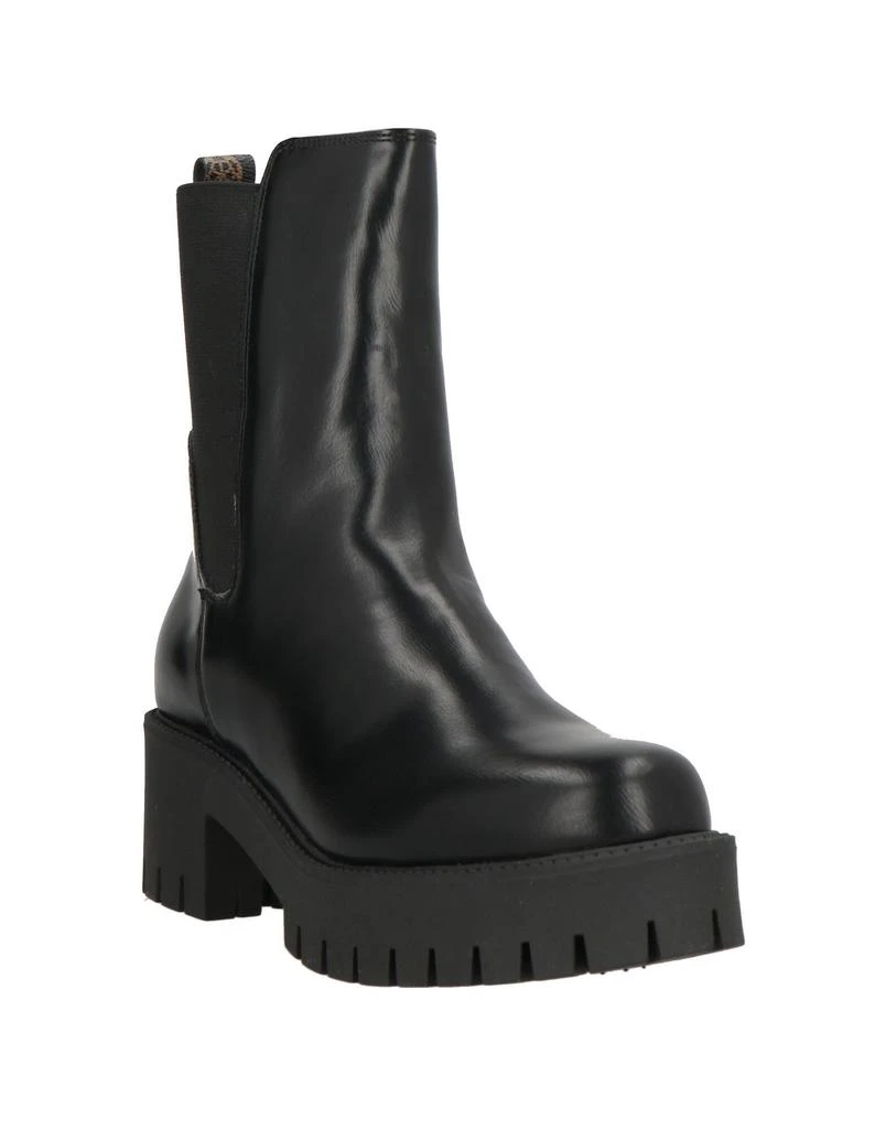 GUESS Ankle boot 2