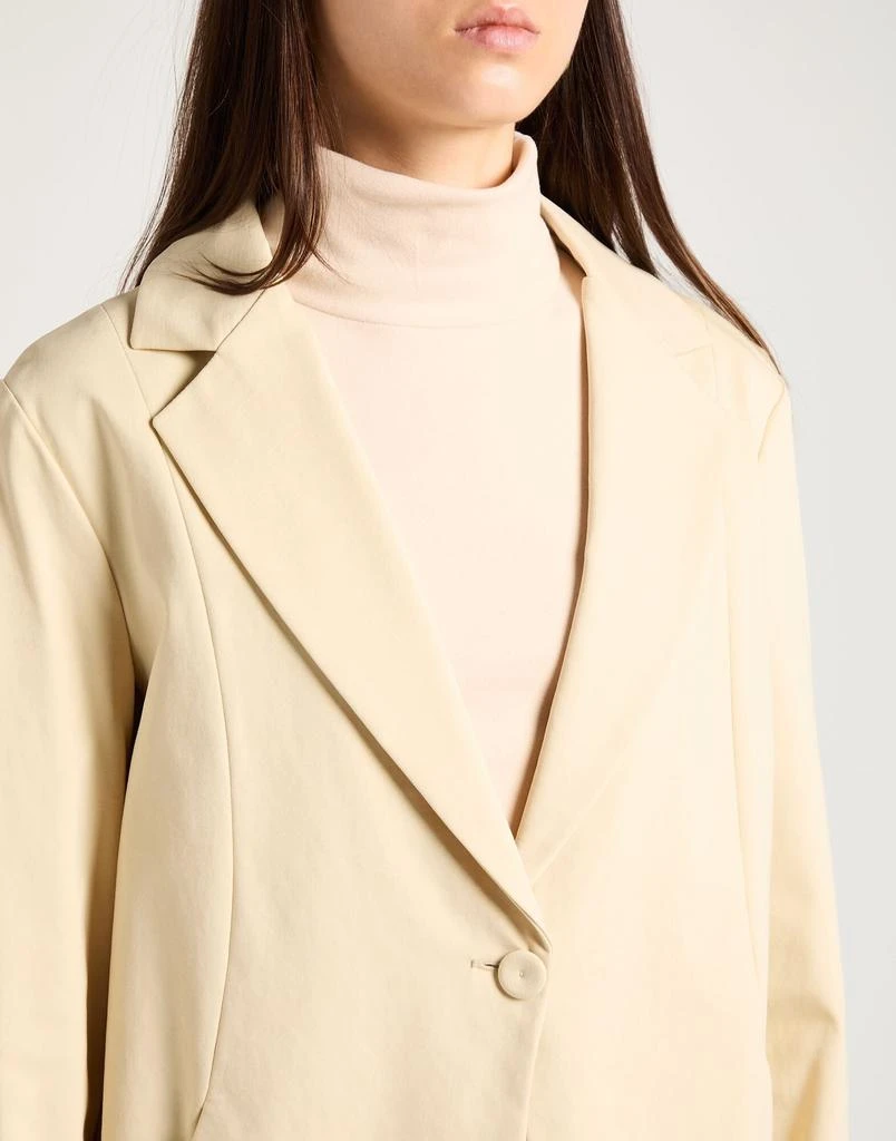 MORE by SISTE
S Suit 4