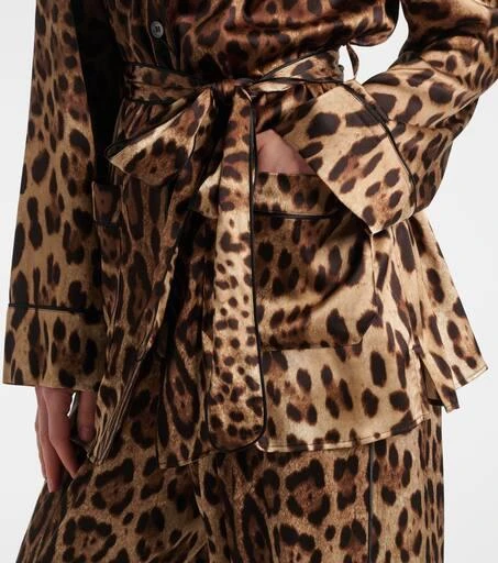 Dolce
Gabbana Leopard-print stretch-silk satin top 5