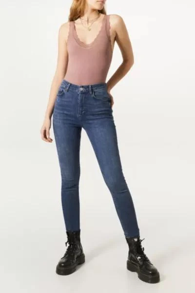 BDG BDG Pine Vintage Wash Skinny Jean 3