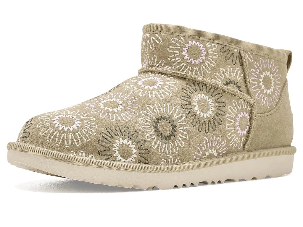 UGG Classic Ultra Mini Sun Stitched (Little Kid/Big Kid)