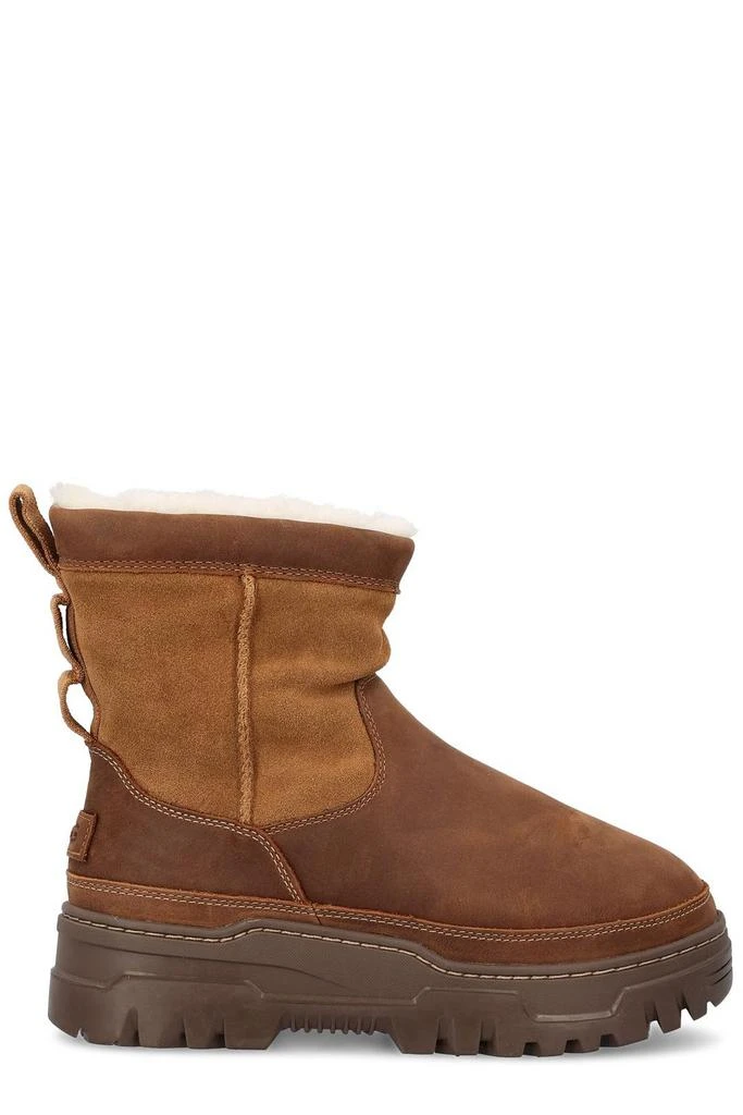 UGG UGG Heritage Pull-On TrailGazer Boots 1