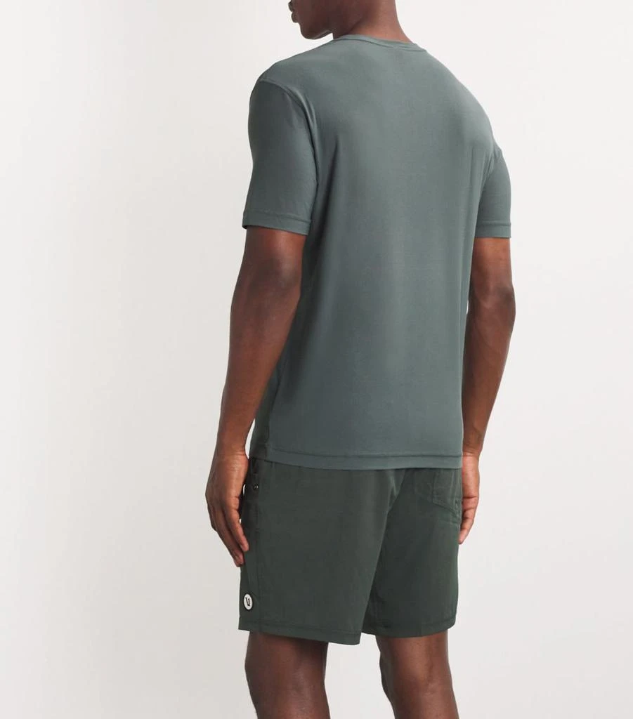 Vuori Logo Strato Tech T-Shirt 4