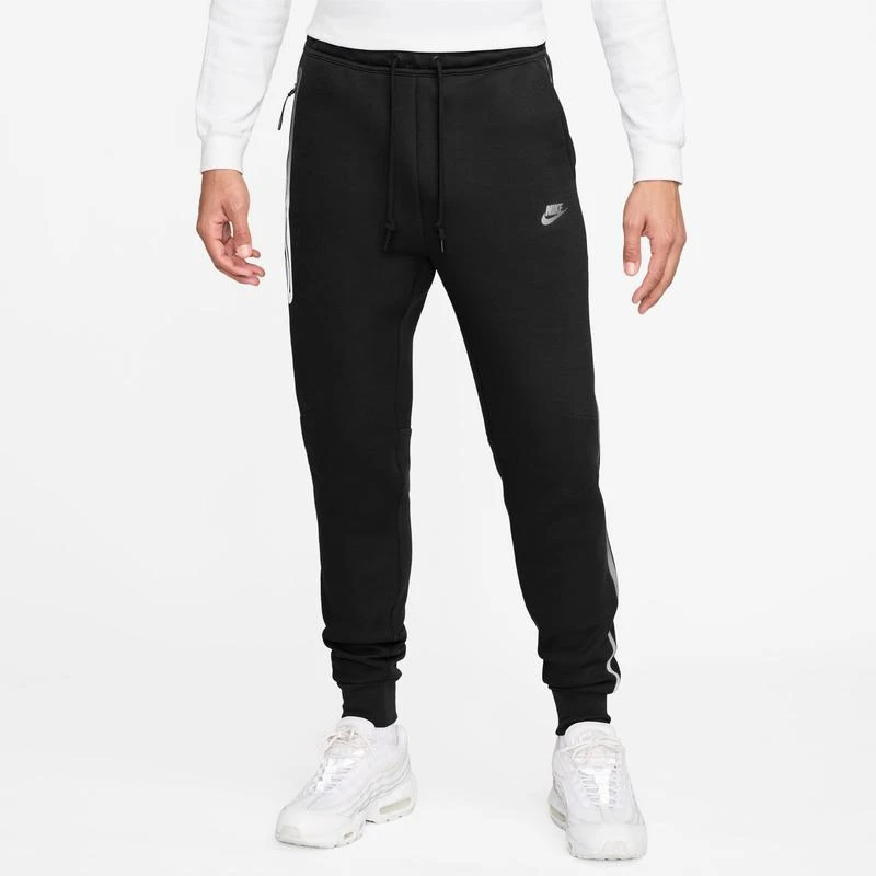 NIKE Nike Tech Seasonal TF+ Joggers - Men's 1