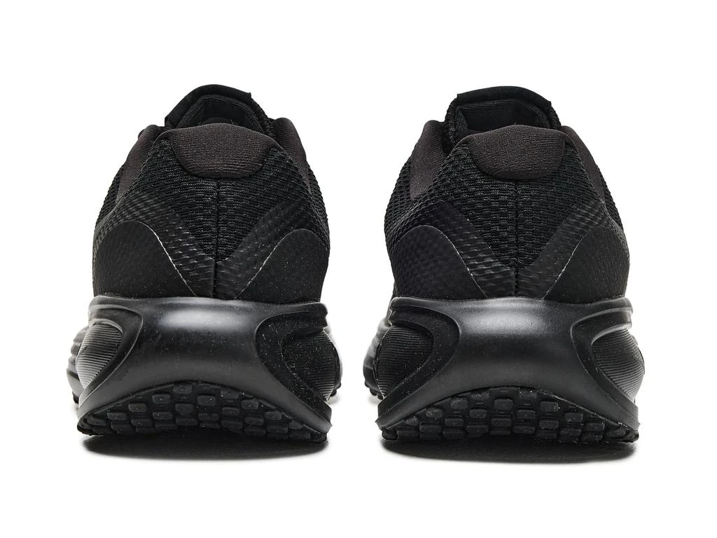 NIKE Revolution 8 7