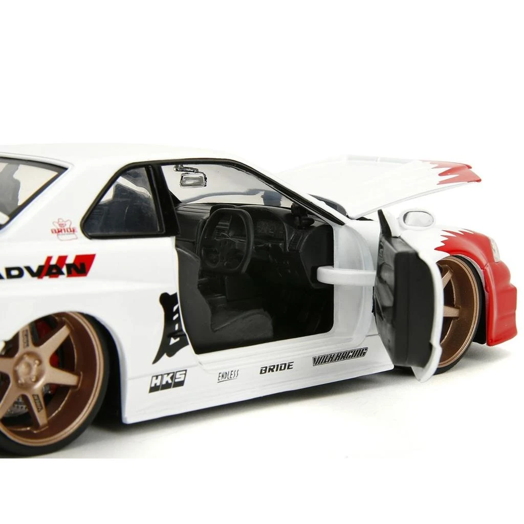 Jada Toys Jada  2002 Nissan Skyline GT-R R34 RHD Right Hand Drive White with Red Graphics & Ryu Diecast Figure Street Fighter Video Game Anime Hollywood Rides Series 1-24 Scale Diecast Model Car 1