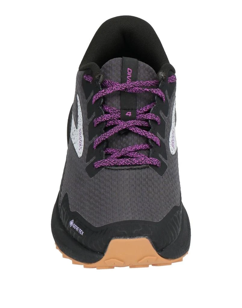 Brooks Sneakers 4