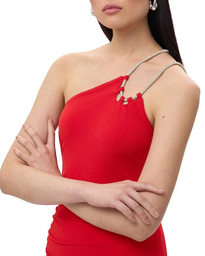 Shop The Genevieve Gown on Sale at BeyondStyle  Get 71% Off The Genevieve  Gown with Limited-Time Flash Deals, Exclusive Discounts, and Special  Offers. Enjoy Unbeatable Savings on The Genevieve Gown, Compare