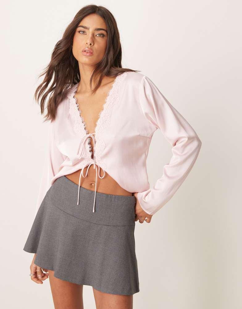 Abercrombie & Fitch Abercrombie & Fitch high rise flirty mini skort in grey