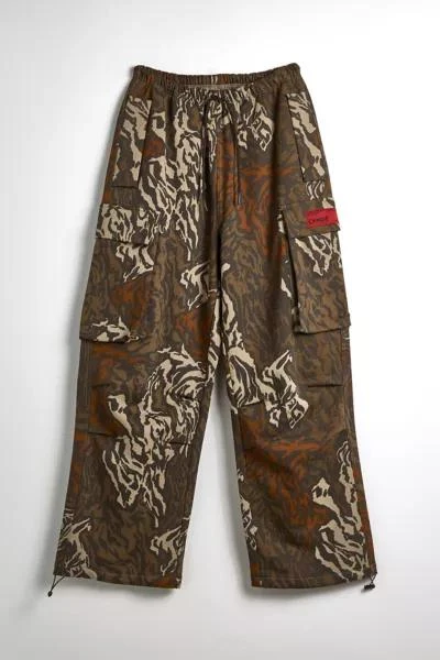 CHNGE CHNGE Wildlife Allover Print Cargo Sweatpant 2