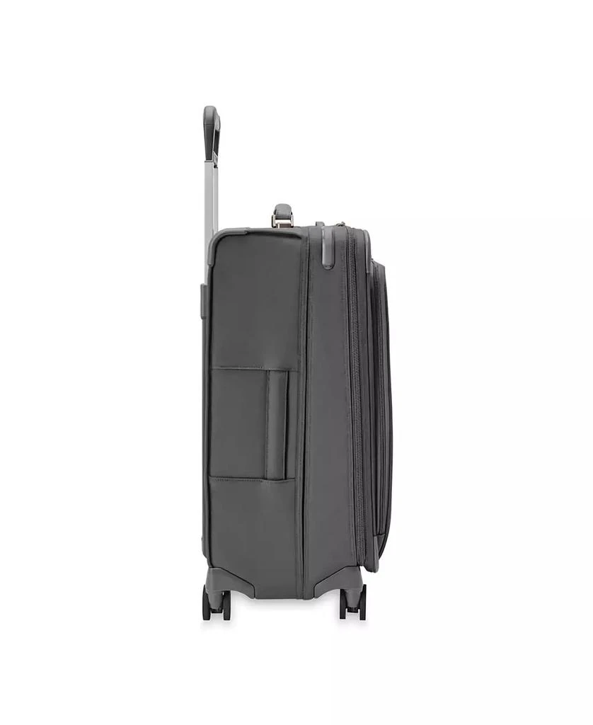 Briggs & Riley Baseline Medium Expandable Spinner 11