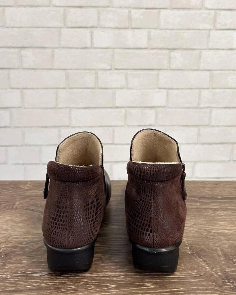 revere Revere - Women's Damascus Bootie 6