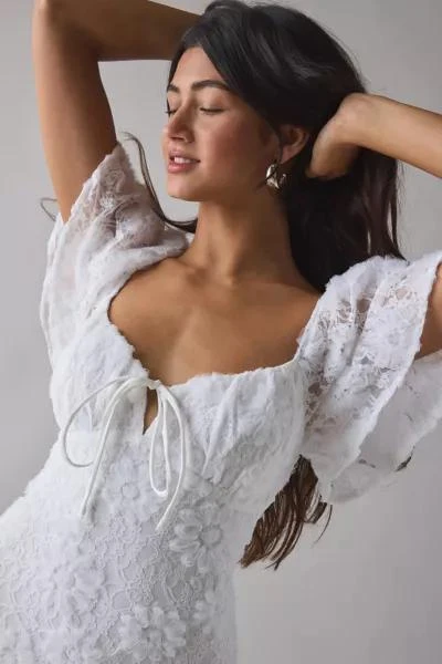 Kiss The Sky Kiss The Sky Textured Floral Mini Dress 3