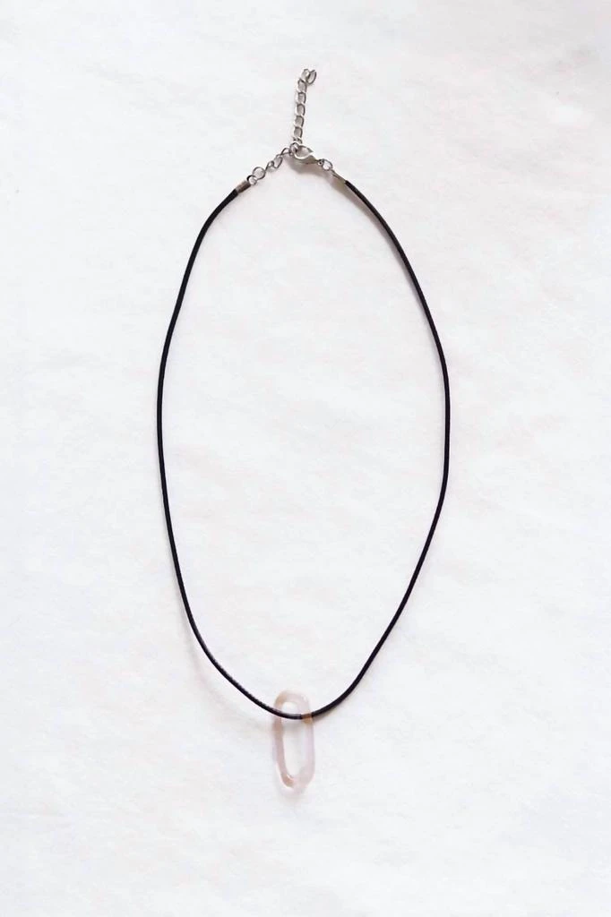 Jane D
arensbourg Jane D
Arensbourg - Women
s Glass Oval Necklace