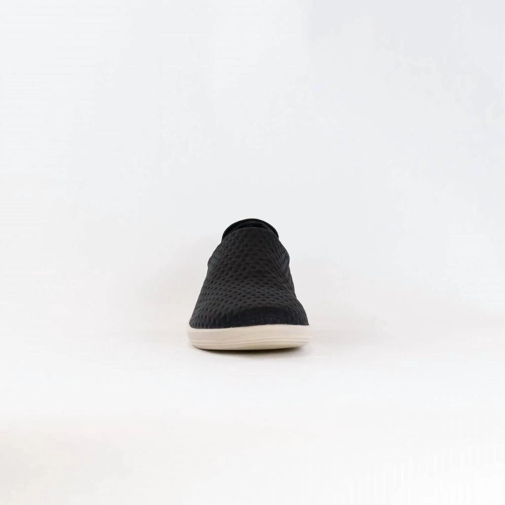 ECCO Women's Soft 2.0 Slip On Sneaker 3