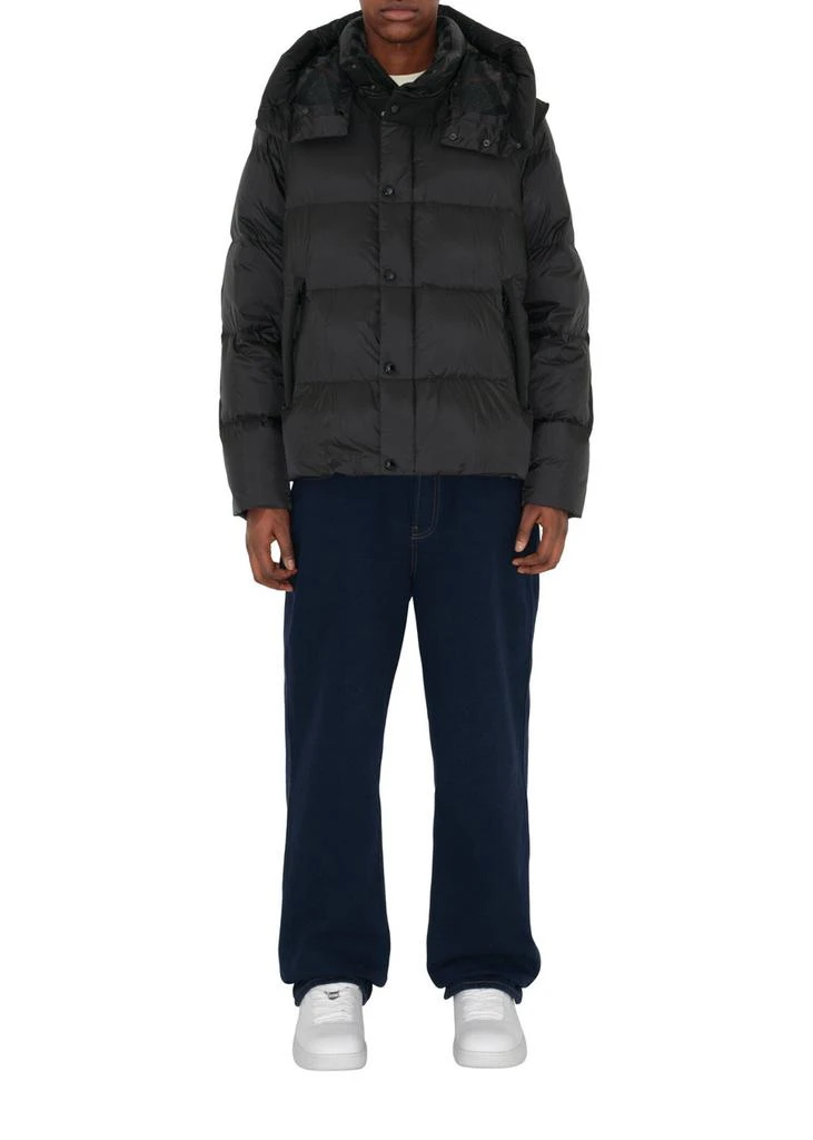 Burberry Detachable sleeve nylon puffer jacket 5