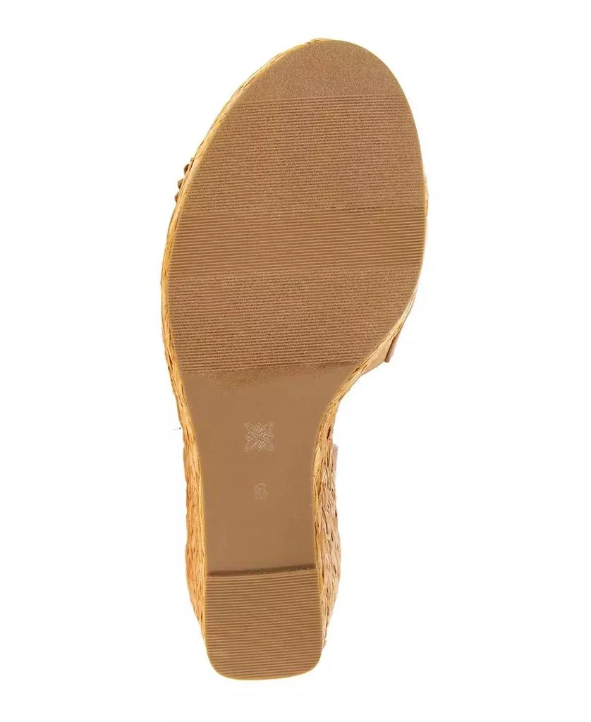 BCBG Women's Erika Raffia Flower Wedge Sandals 5