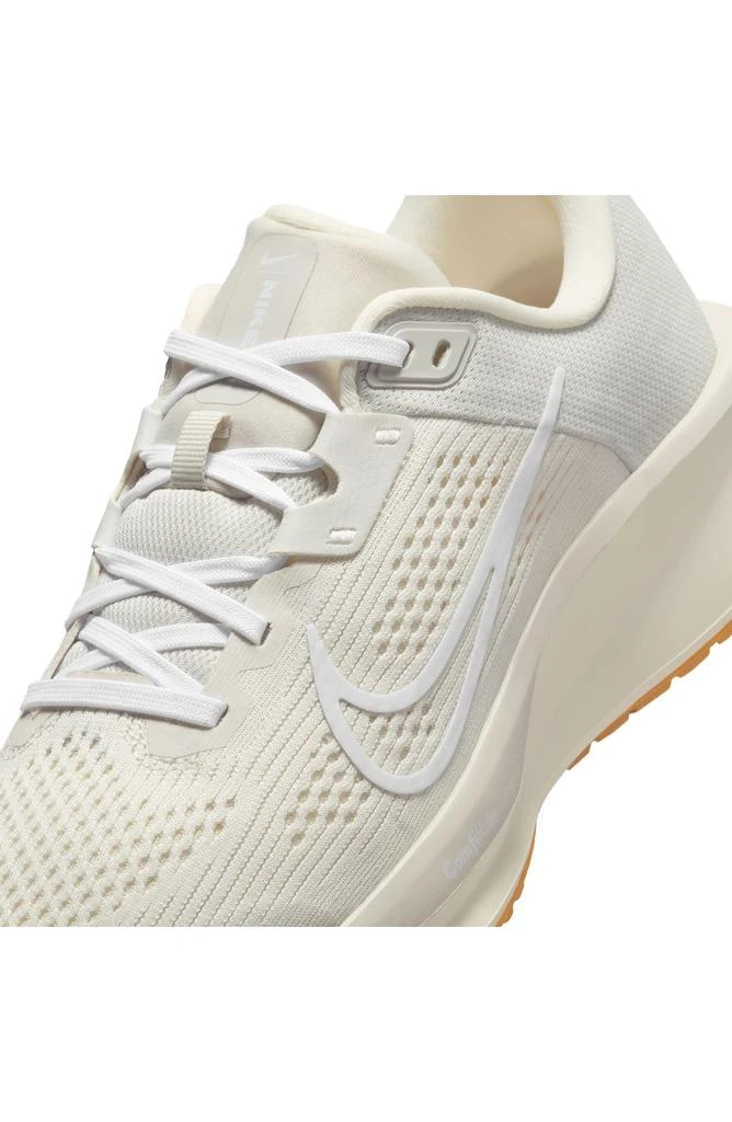 NIKE Quest 6 Running Shoe 8