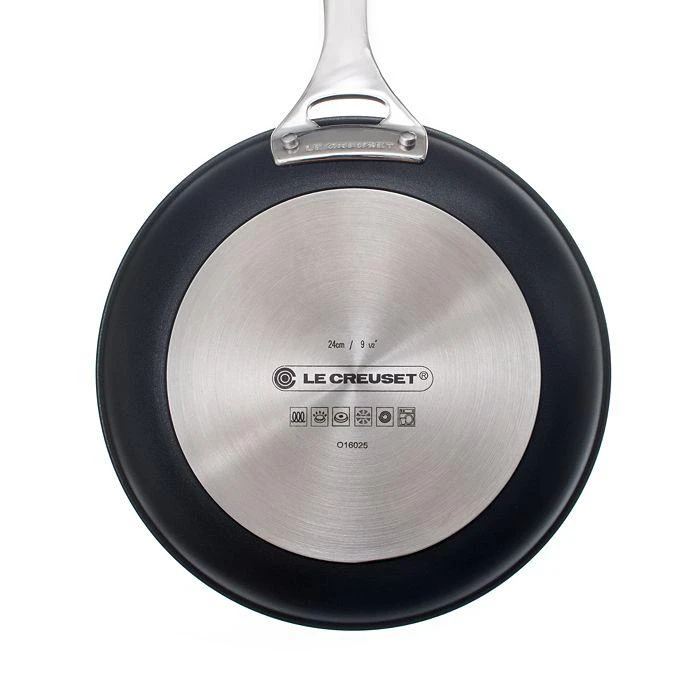 Le Creuset 11" Nonstick Crepe Pan 6