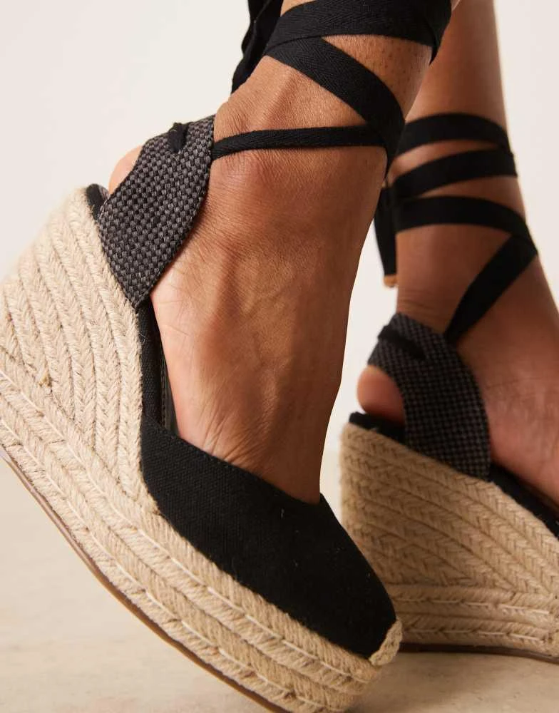 ASOS ASOS DESIGN Tyra closed toe wedges in black 4