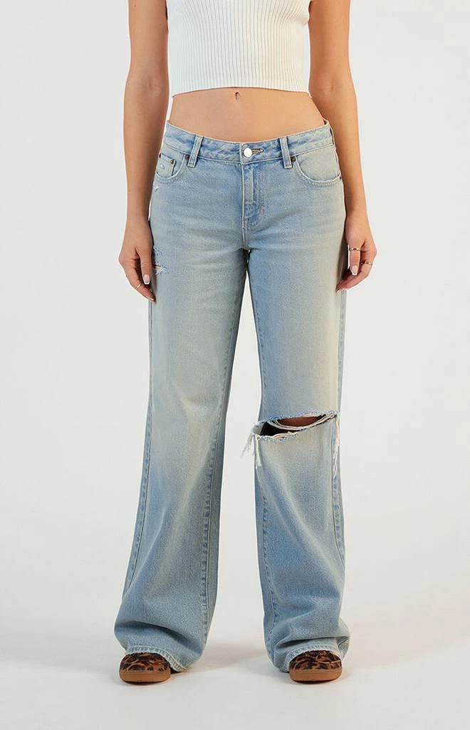 PacSun Casey Low Rise Baggy Jeans Ripped Light Indigo 2