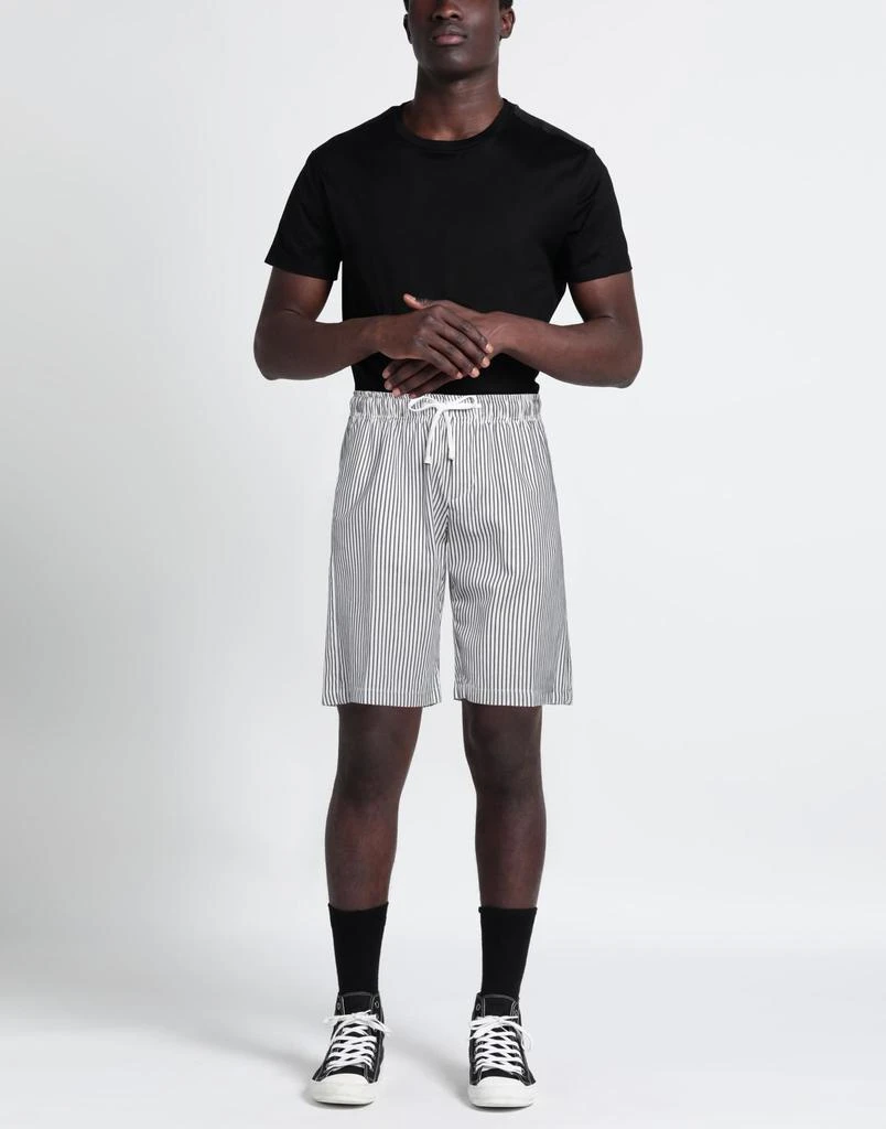 PRIMO EMPORIO Shorts & Bermuda 2