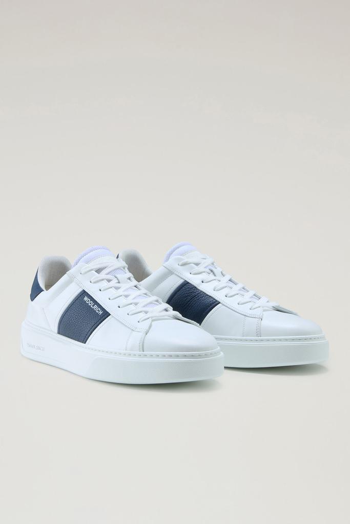 WO-FOOTWEAR Classic Court Sneakers in Leather with Contrasting Trim - Men - Blue