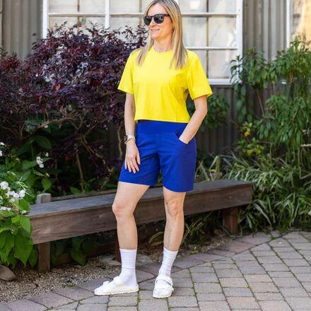 SHREDLY Limitless - Stretch Waistband High-Rise 7in Short - Women
s 2