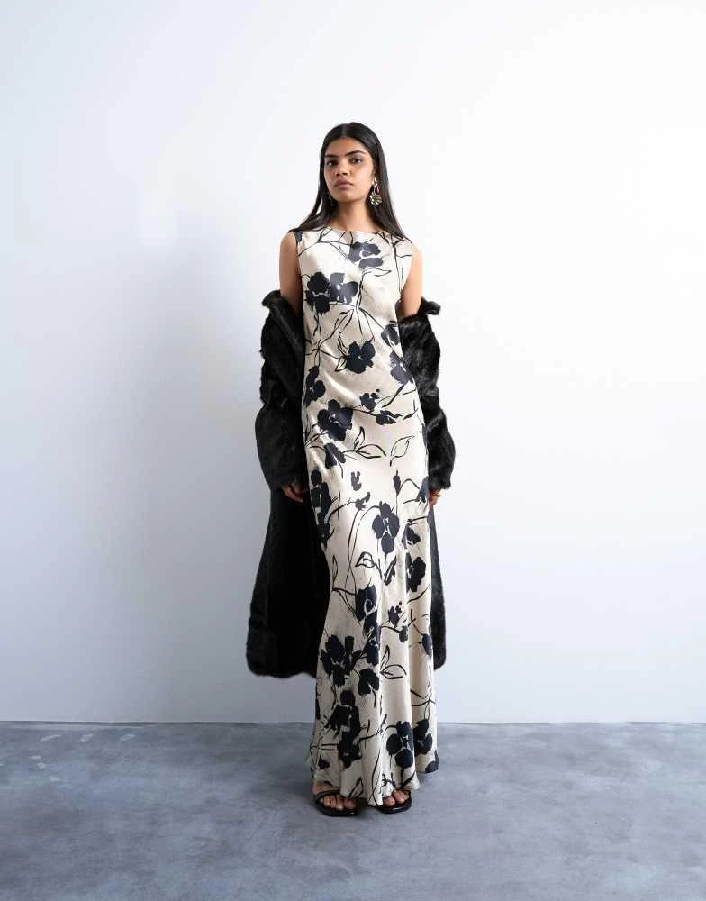 Topshop double layered cowl neck maxi dress in buttermilk floral  On Sale  Now with Up to 11% Off | Discover Exclusive Deals & Savings at BeyondStyle   Authentic Topshop Home|women with