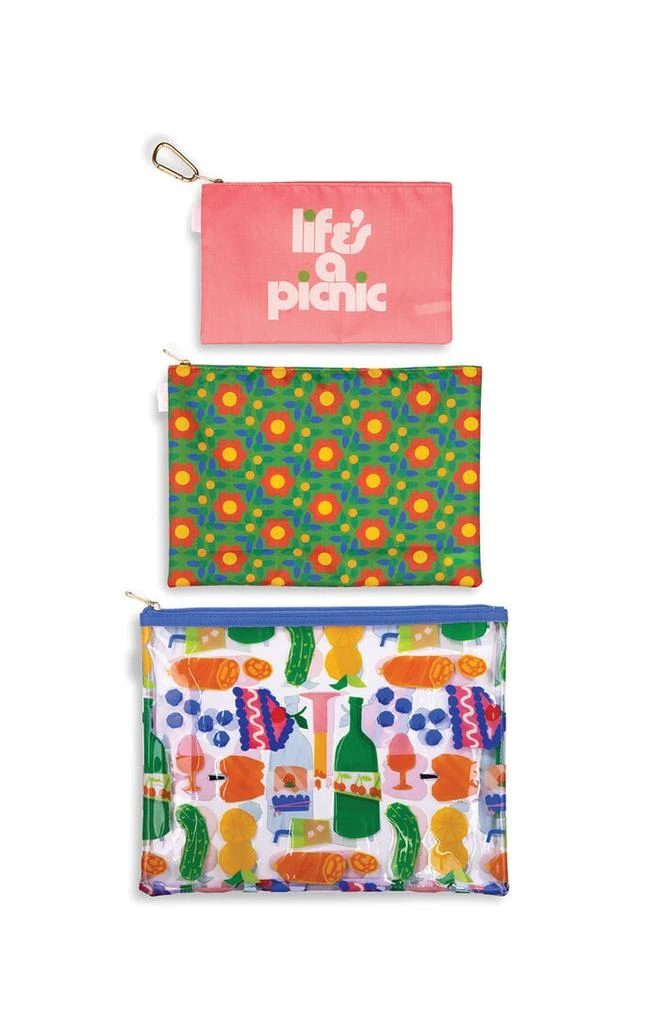 ban.do Life
s A Picnic Beach Carryall Trio Bags 1